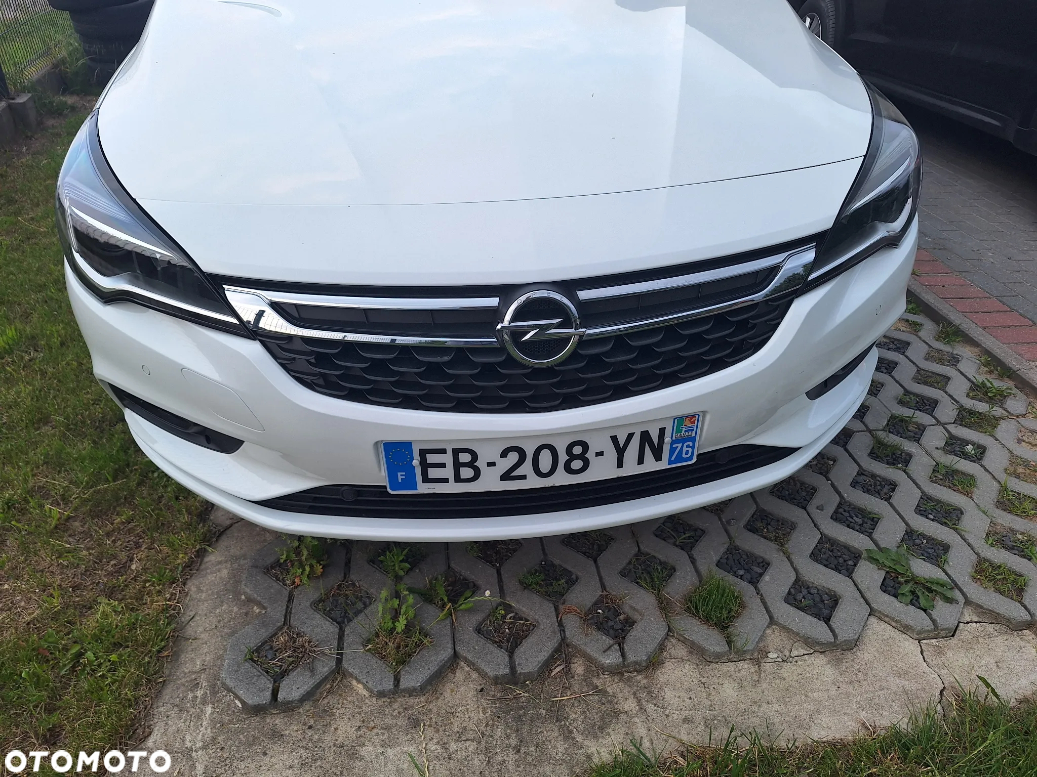 Opel Astra 1.4 Turbo Start/Stop Business - 8