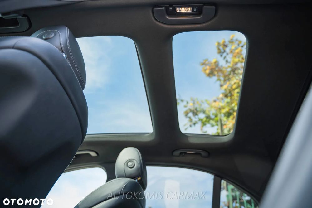 Mercedes-Benz Klasa C 300 7G-TRONIC - 26