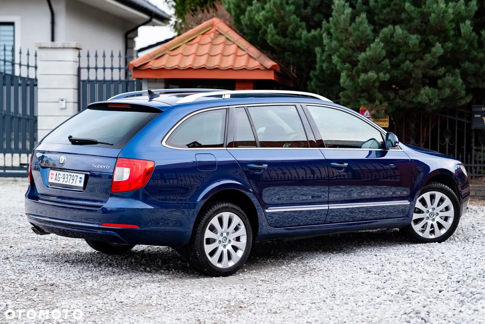 Skoda Superb 1.8 TSI 4x4 Exclusive - 11