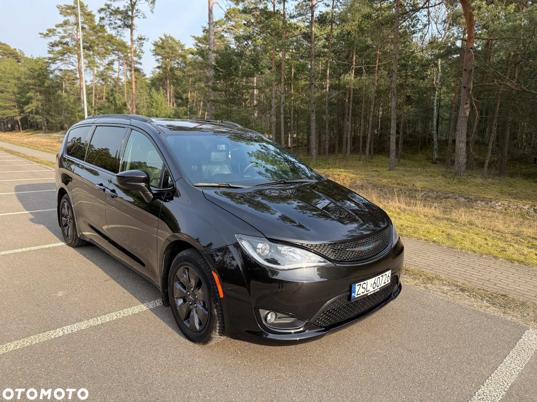 Chrysler Pacifica - 25