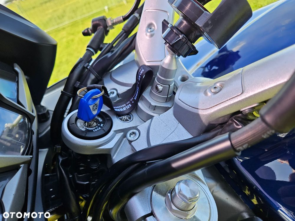Yamaha FJR - 18