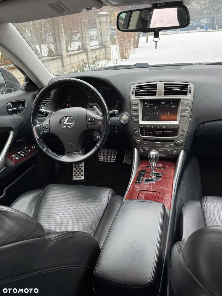 Lexus IS 250 Classic - 10