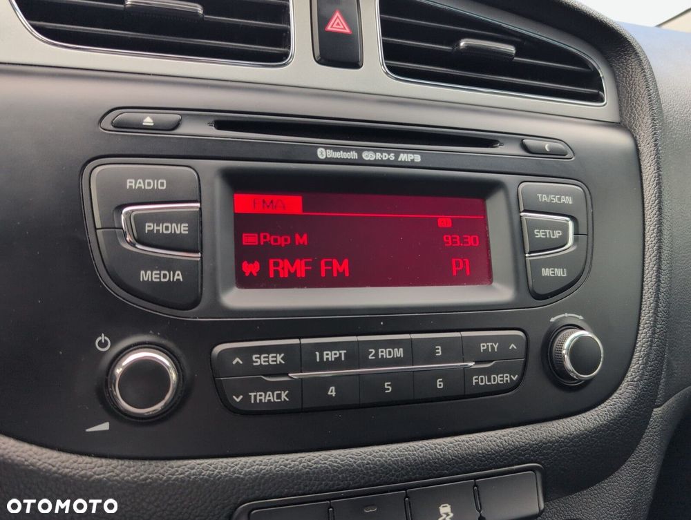 Kia Ceed 1.6 GDI M - 22
