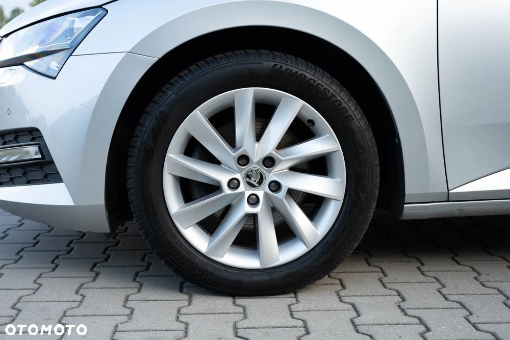 Skoda Superb 2.0 TDI SCR Ambition DSG - 13