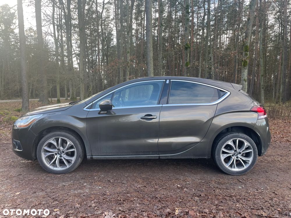 Citroën DS4 1.6 e-HDi SoChic MCP - 5