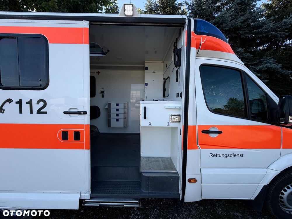 Mercedes-Benz Sprinter - 29