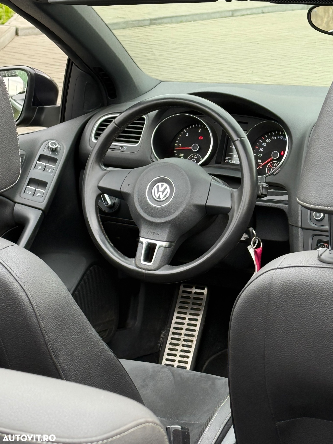 Volkswagen Golf Cabrio 1.6 TDI Exclusive - 8