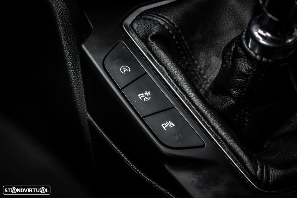 Ford Focus SW 1.0 EcoBoost Business - 22