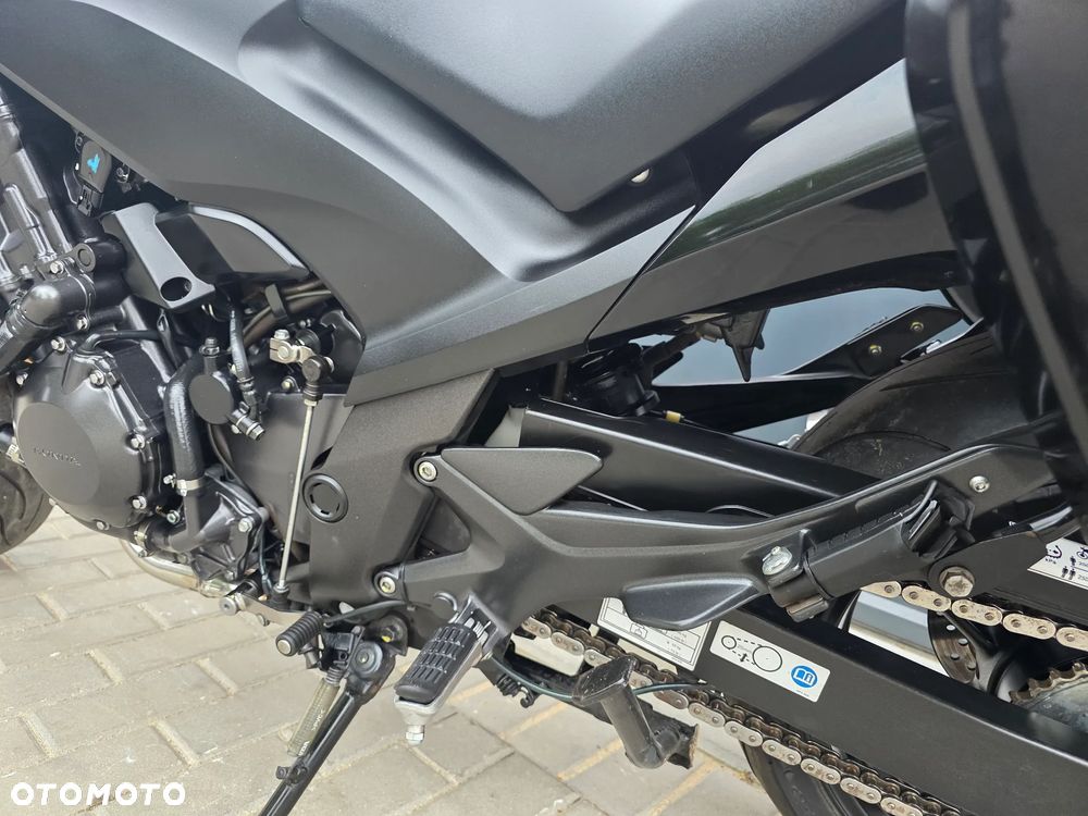 Honda CBF - 11