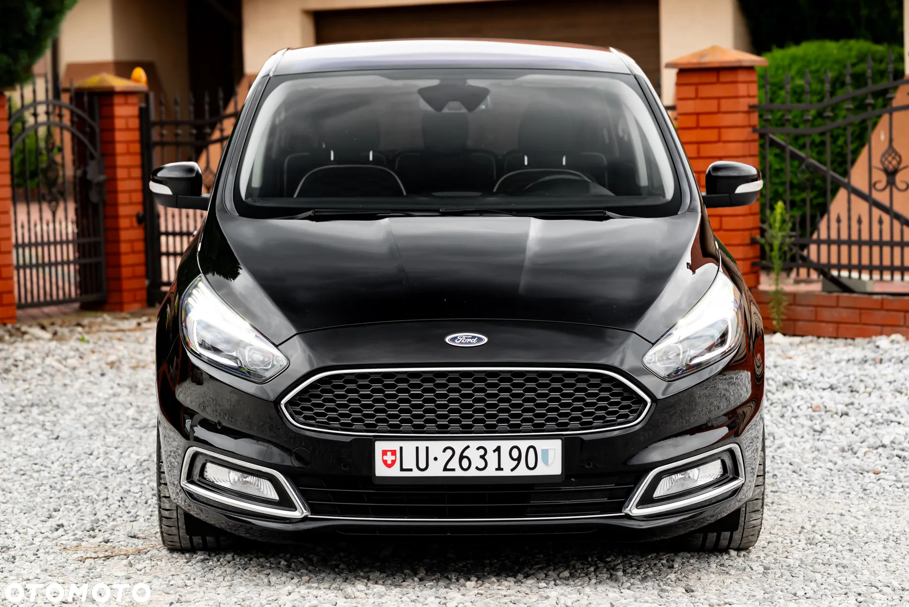 Ford S-Max 2.0 TDCi 4WD Vignale PowerShift - 4