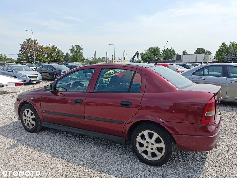 Opel Astra - 3