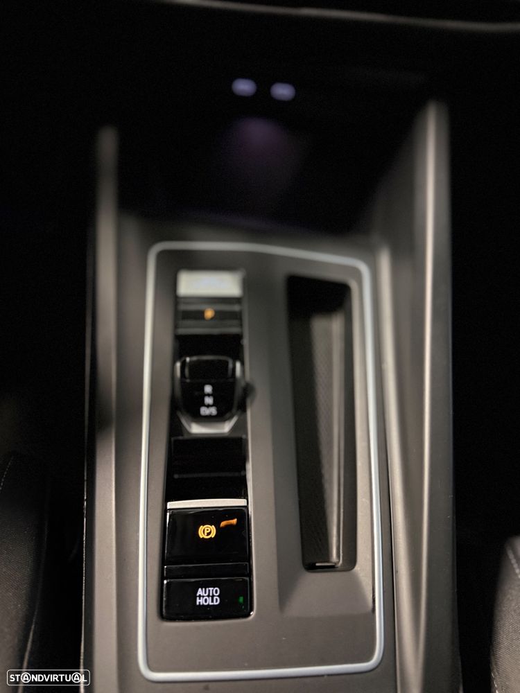 VW Golf 1.4 GTE Plug-In-Hybrid DSG - 16