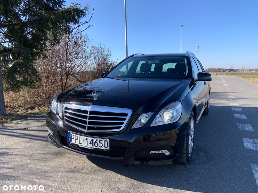 Mercedes-Benz Klasa E 200 CGI BlueEffICIENCY - 3