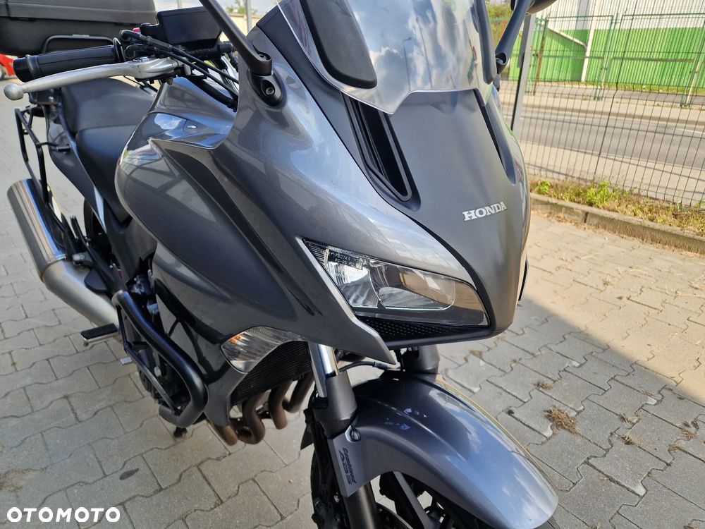 Honda CBF - 11