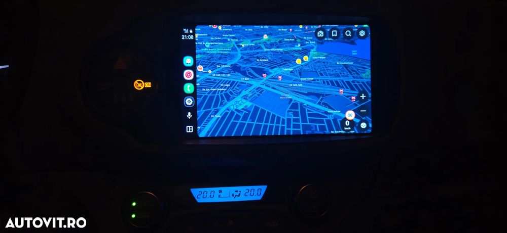 Toyota Yaris - 8