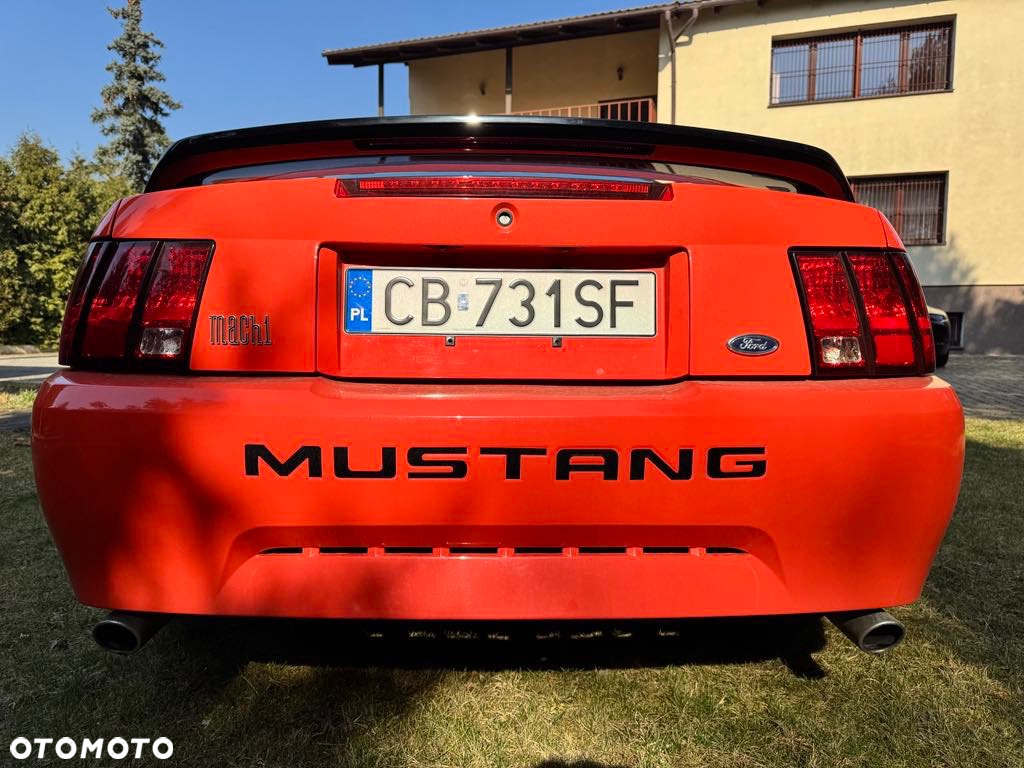Ford Mustang - 5