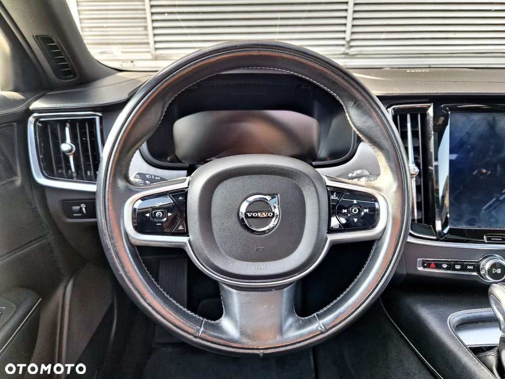 Volvo V90 Cross Country D5 SCR AWD Pro - 35