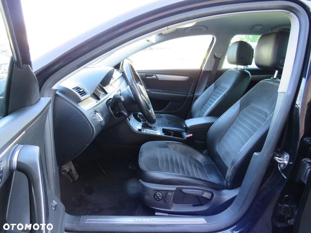 Volkswagen Passat 2.0 TDI Highline DSG - 27