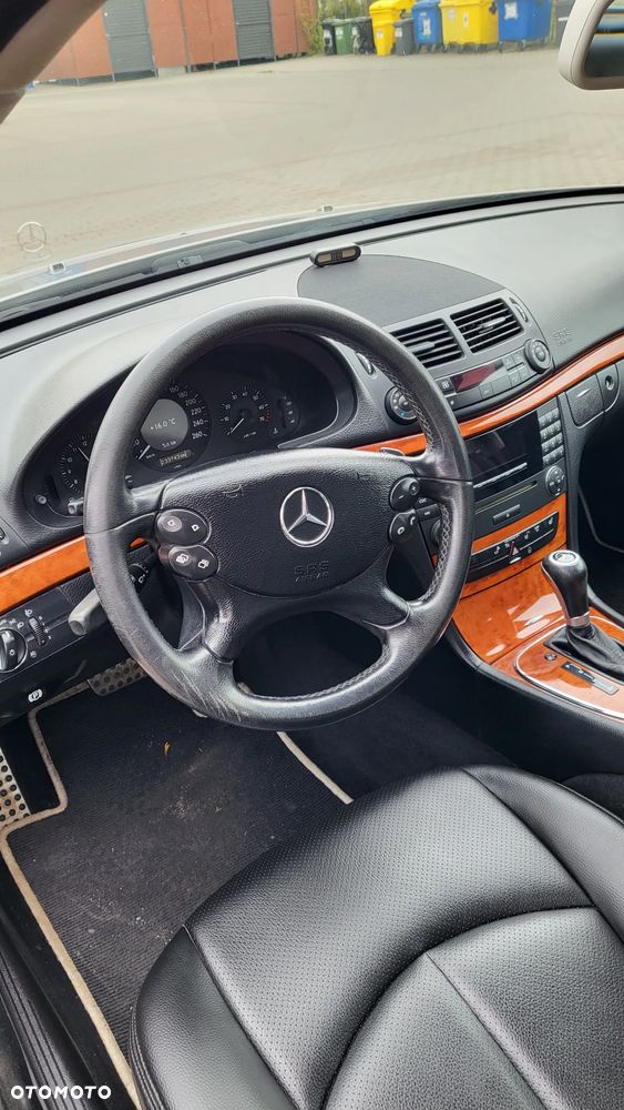 Mercedes-Benz Klasa E - 8