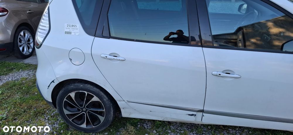 Renault Scenic Energy dCi 110 S&S Bose Edition - 3