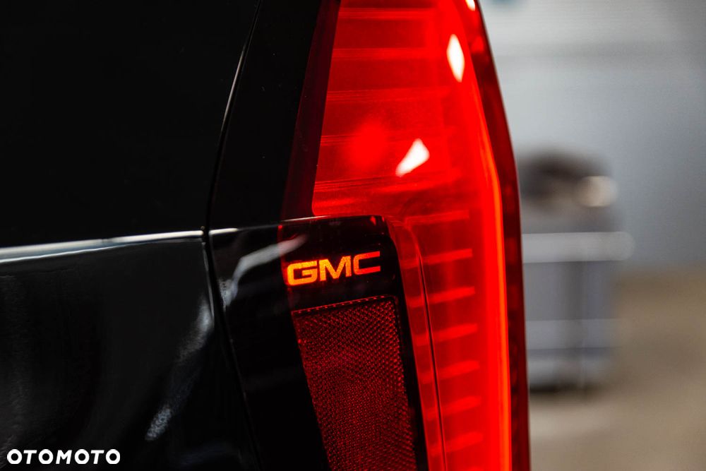GMC Yukon - 17