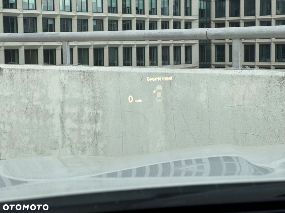 BMW Seria 5 528i - 26