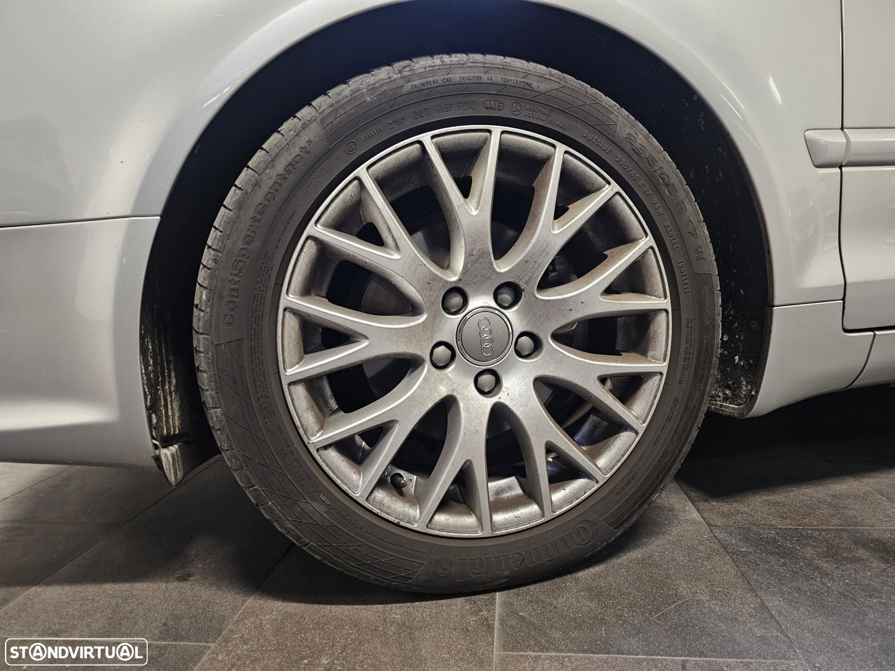 Audi A4 Cabrio 2.0 TDi Multitronic - 28