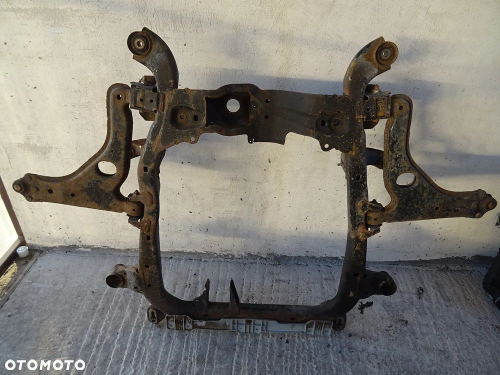 SANKI ZAWIESZENIA PRZÓD TRAWERS BELKA POD SILNIK OPEL ZAFIRA B ASTRA H - 3