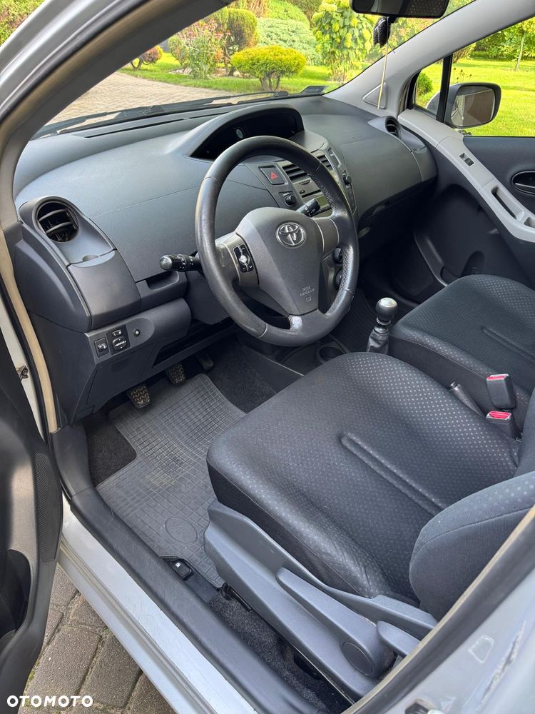 Toyota Yaris 2010