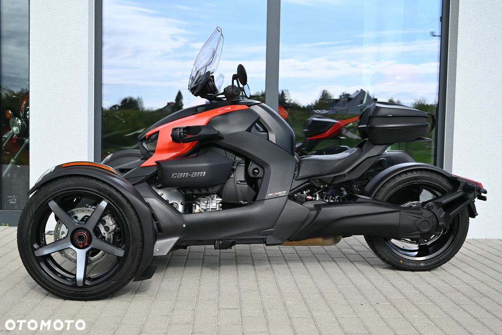Can-Am Ryker - 3