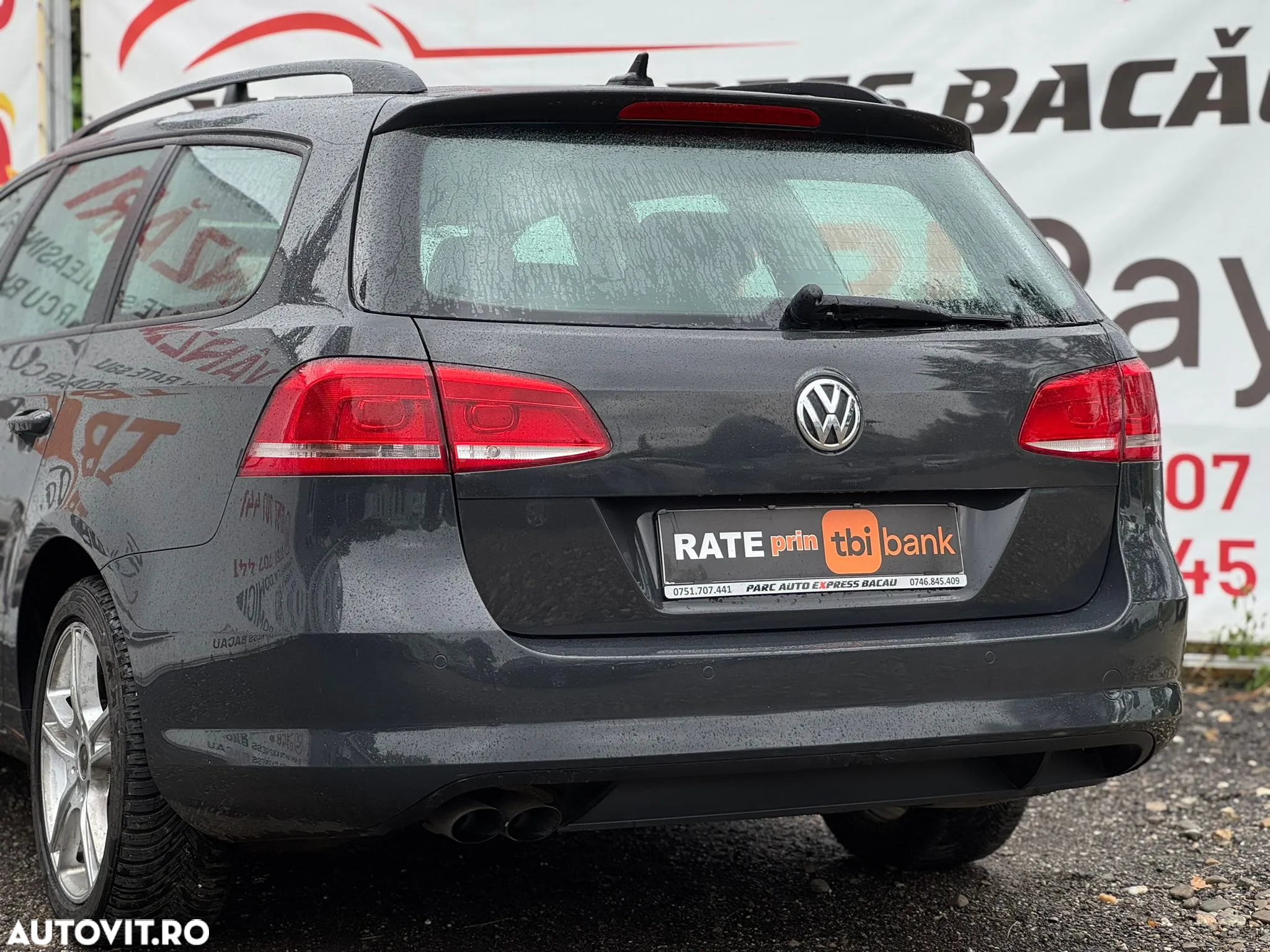 Volkswagen Passat Variant 2.0 TDI BlueMotion Technology DSG Trendline - 24