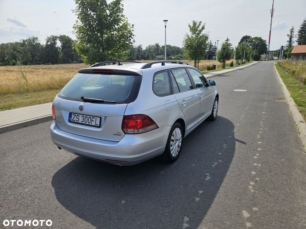 Volkswagen Golf - 3