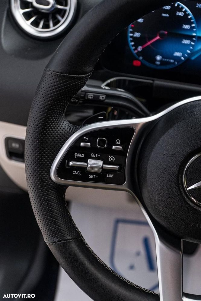 Mercedes-Benz GLA 200 d 4MATIC 8G-DCT Progressive - 19