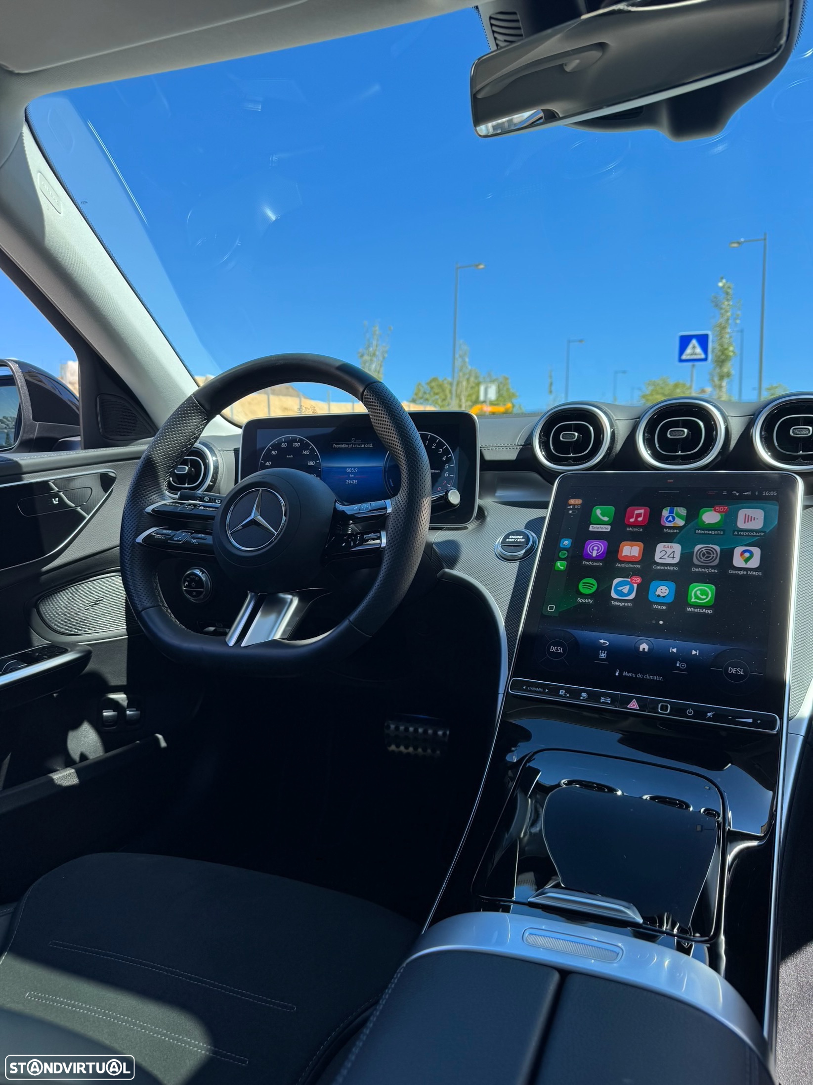 Mercedes-Benz C 300 e AMG Line - 13