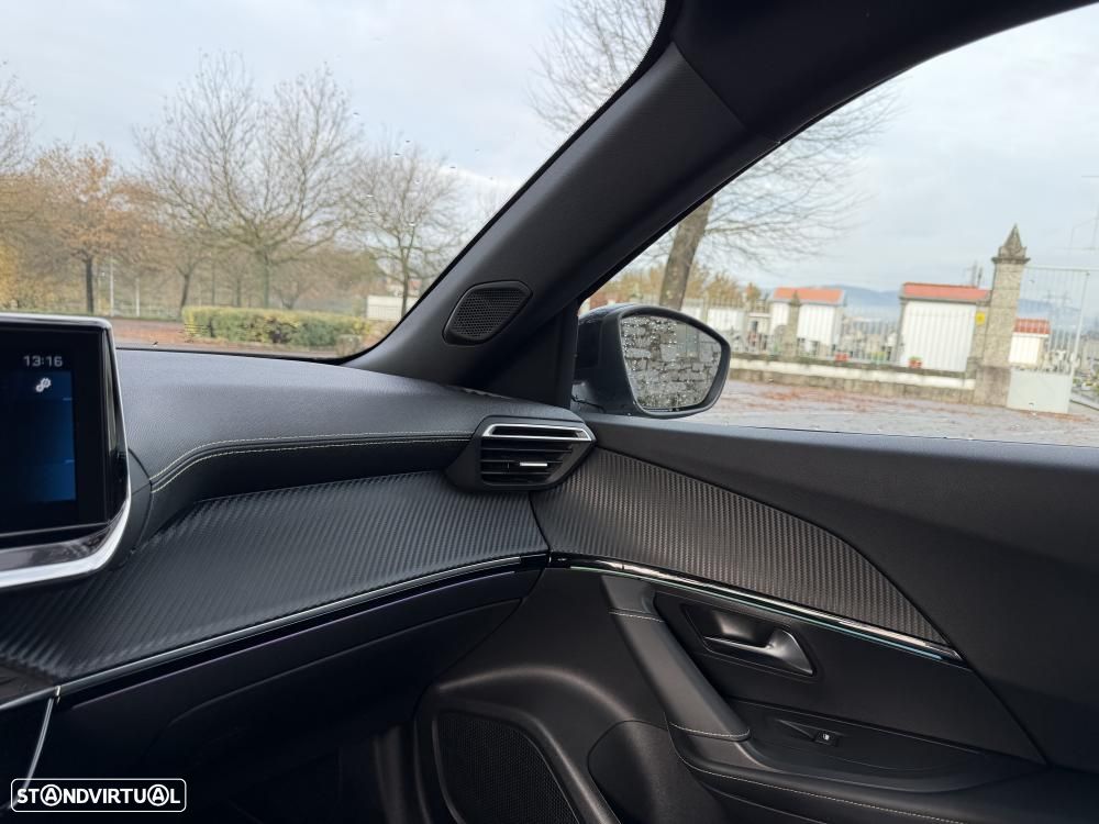 Peugeot 2008 1.2 PureTech GT Pack EAT8 - 22