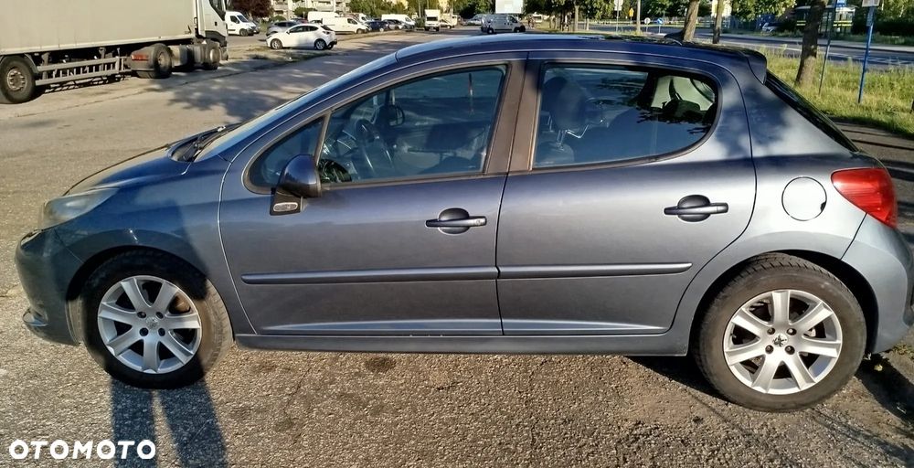 Peugeot 207 1.6 HDi - 2