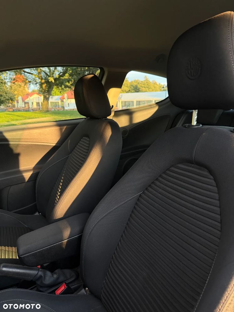Alfa Romeo Mito 1.4 TB MultiAir Distinctive S&S - 19