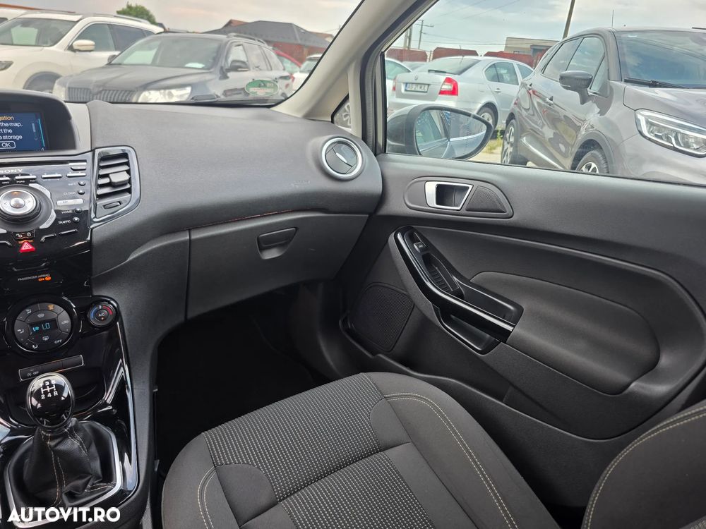 Ford Fiesta 1.5 TDCi Titanium - 17