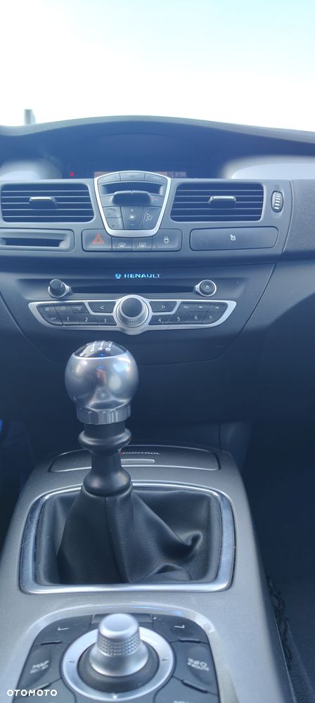 Renault Laguna 2.0 dCi GT ESM - 37