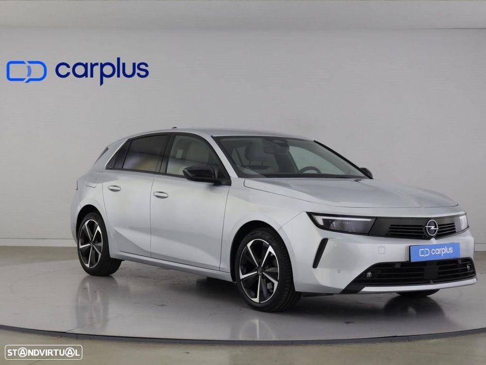Opel Astra 1.2 T Elegance - 2