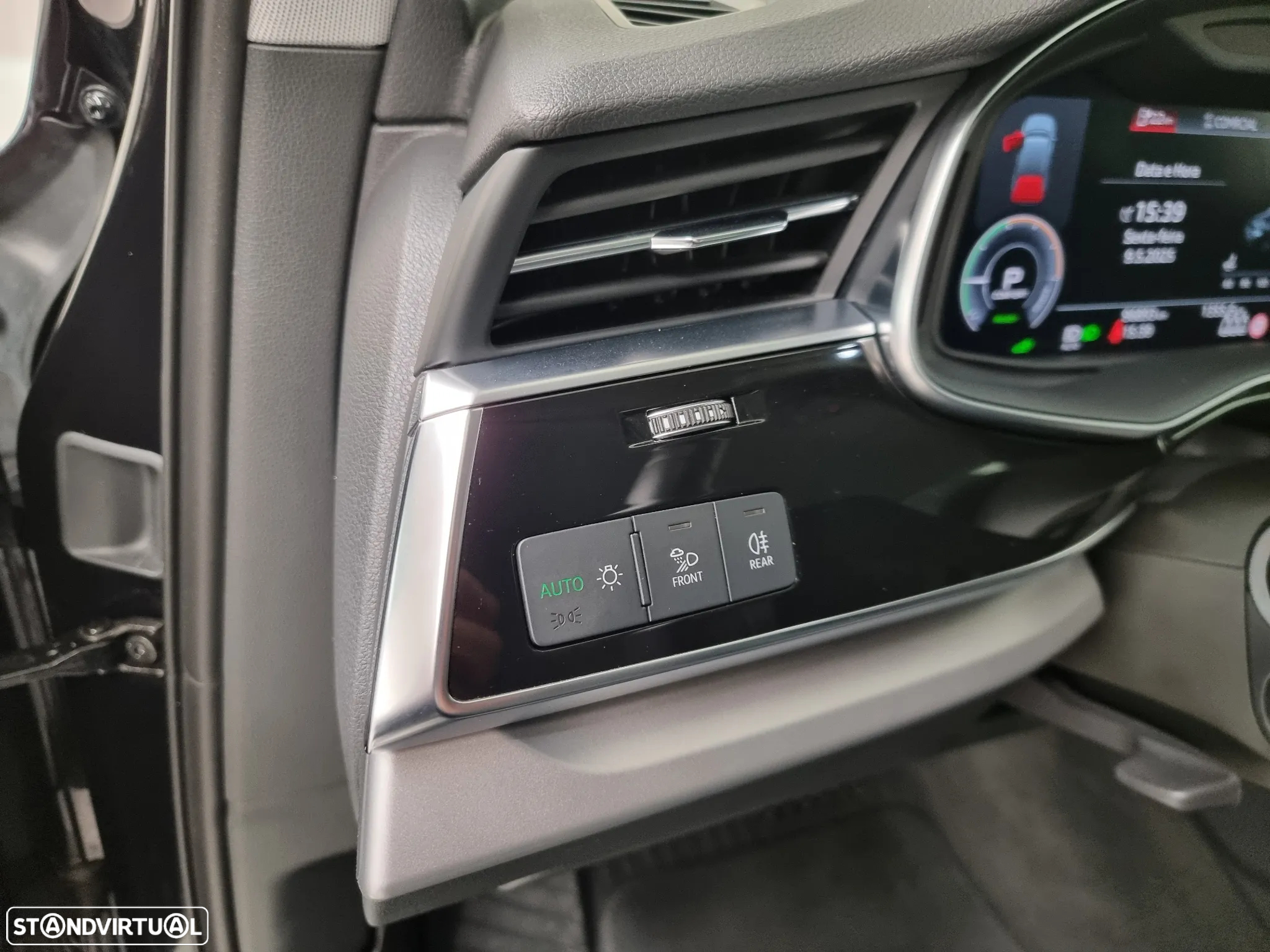 Audi Q7 55 TFSIe quattro Tiptronic - 12