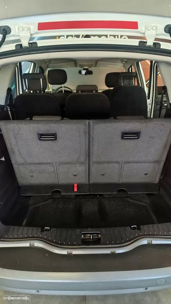 Ford S-Max 2.0 TDCi Trend 7L - 10