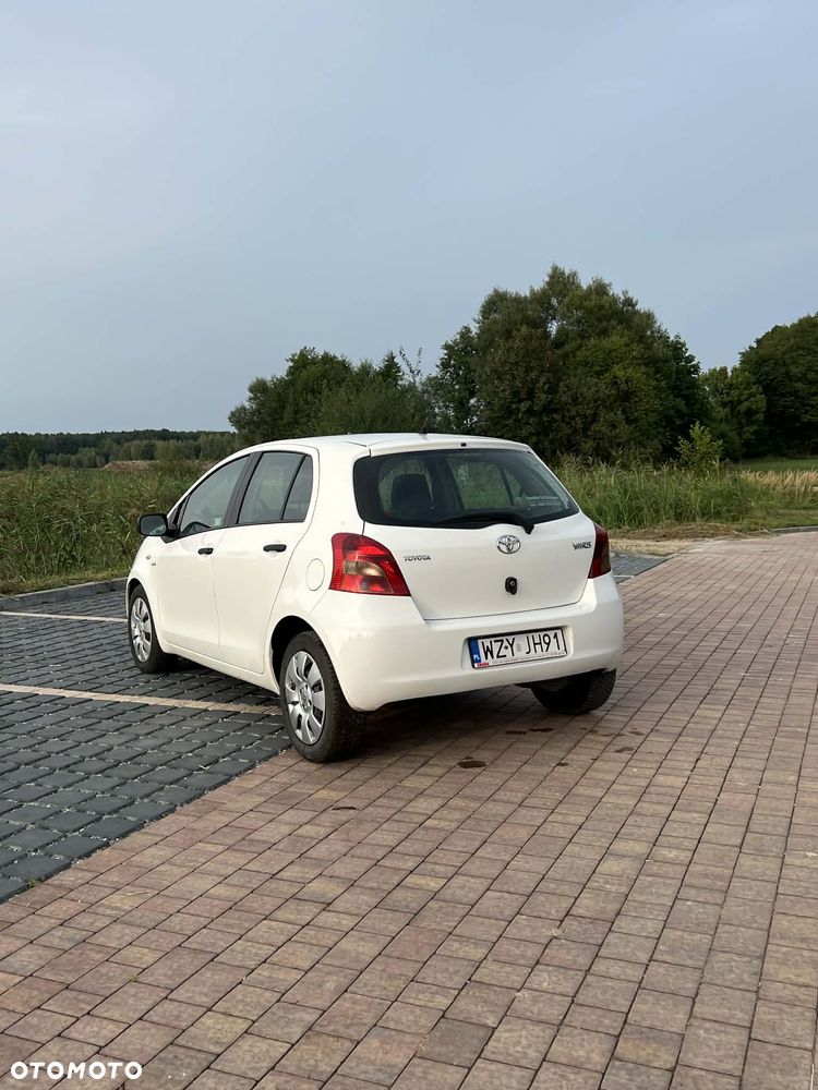 Toyota Yaris 1.4 D-4D Luna A/C - 3