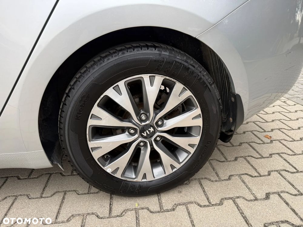Kia Ceed - 25