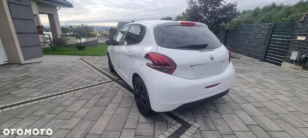 Peugeot 208 1.6 BlueHDi Active - 8