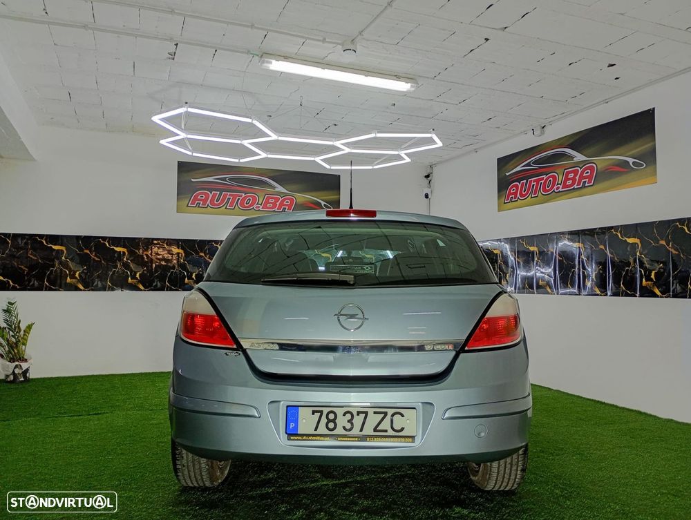Opel Astra 1.7 CDTI Cosmo M5 - 27