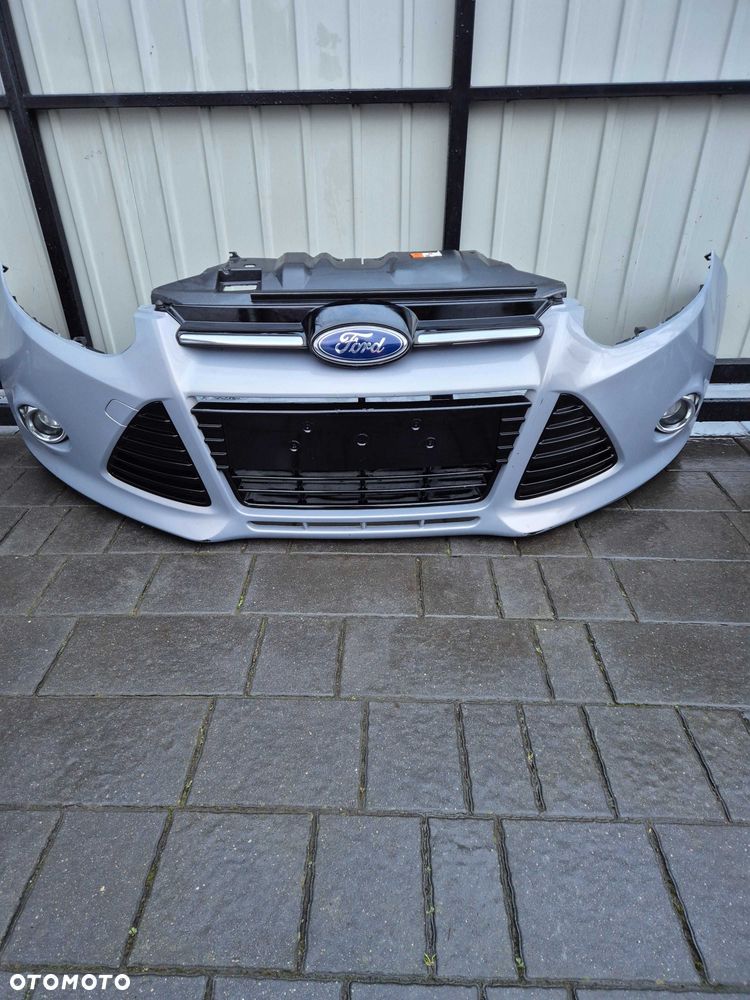 Zderzak przód przedni Ford Focus mk3 rok 12 kod lak LB - 3