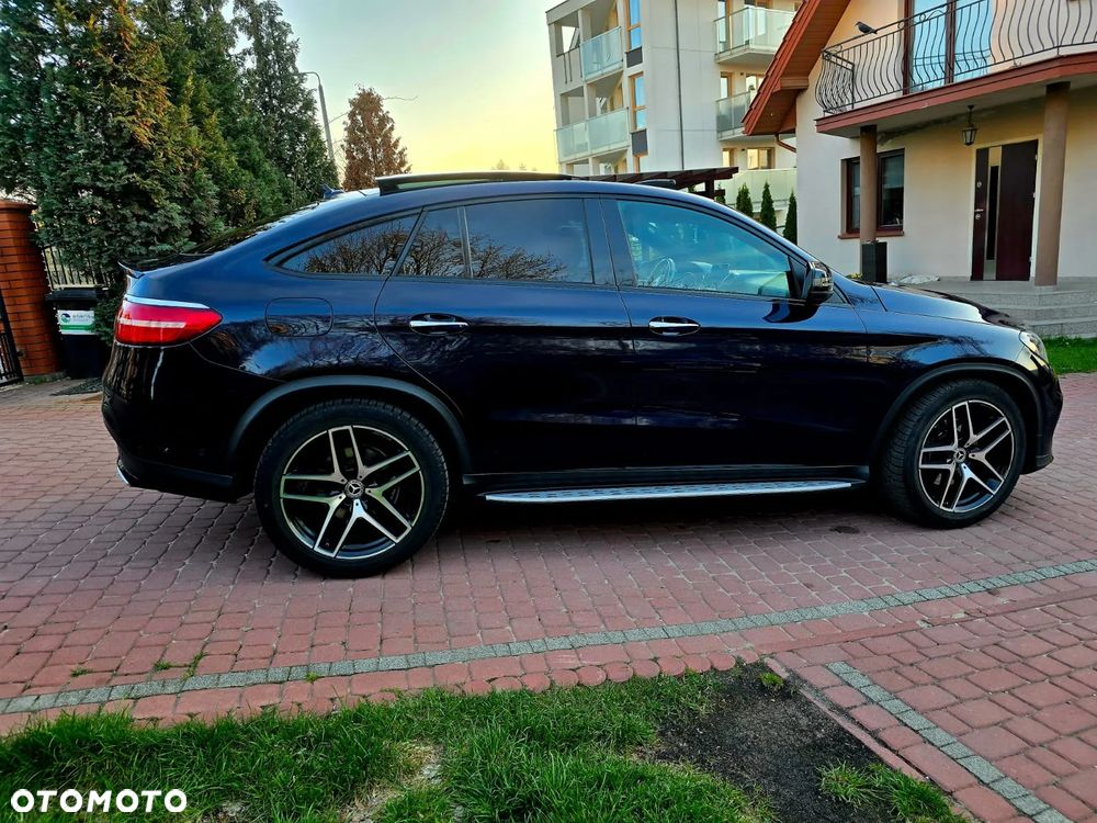 Mercedes-Benz GLE - 11
