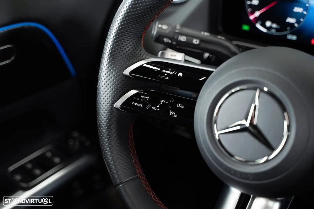Mercedes-Benz GLA 250 e AMG Line - 22