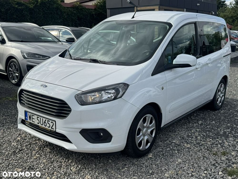 Ford Tourneo Courier - 4